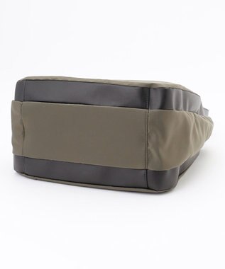 Y'SACCS スクエアすっきりトート Mサイズ カーキ