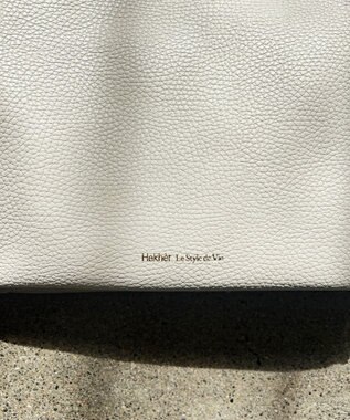 Hekhèr Le Style de Vie 【日本製/セレモニーにも】シュリンクレザー ハンドバッグ medium ホワイト
