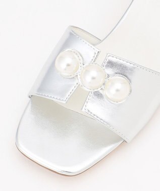 Feroux パールポイント サンダル シルバー系