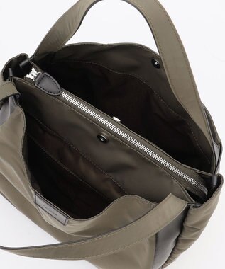 Y'SACCS スクエアすっきりトート Mサイズ カーキ