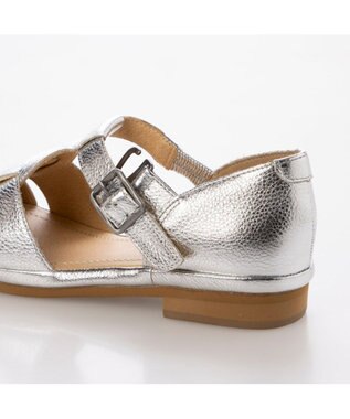 ing <ing>【WEB限定】本革グルカサンダル シルバー