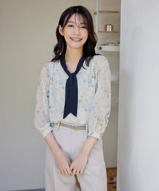 Tiaclasse 【洗える】花柄配色ボウタイブラウス ブルー×ネイビー