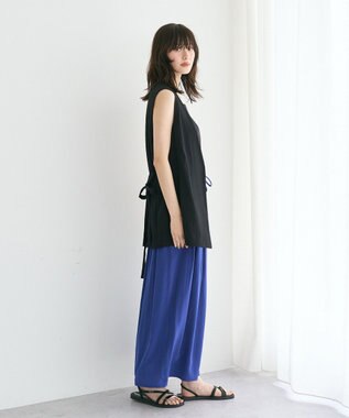 YECCA VECCA 【セットアップ可能】シルキータックワイドパンツ Blue