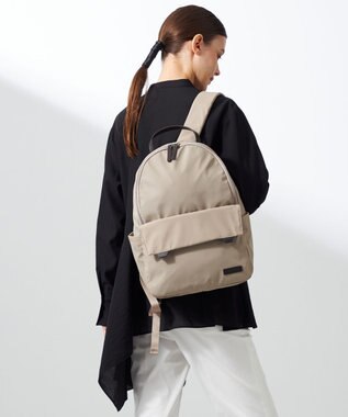 Y'SACCS ダブルタブ　トラベルデイパック ライトベージュ