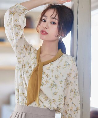 Tiaclasse 【洗える】花柄配色ボウタイブラウス オフホワイト×イエロー