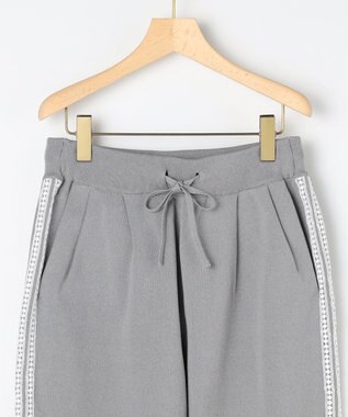 組曲 【組曲×setsuko sagittaire】レーシートラック パンツ ライトグレー系