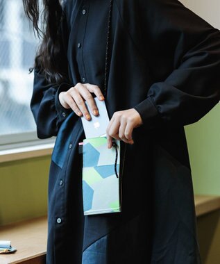 POLS FLATスマホショルダー