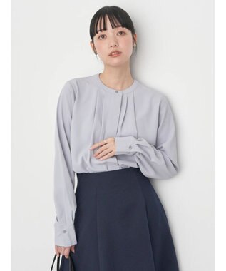 earth music&ecology ノーカラーフロントタックブラウス Light Gray