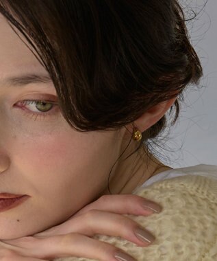 Phoebe 【金属アレルギー対応】プックリハーフフープミニピアス　ゴールド/サージカルステンレス ゴールド