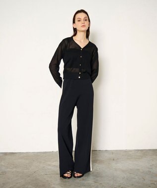 GRACE CONTINENTAL ラインVネックニットカーディガン ブラック