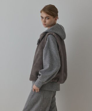 GRACE CONTINENTAL フェイクミンクベスト グレー