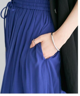 YECCA VECCA 【セットアップ可能】シルキータックワイドパンツ Blue