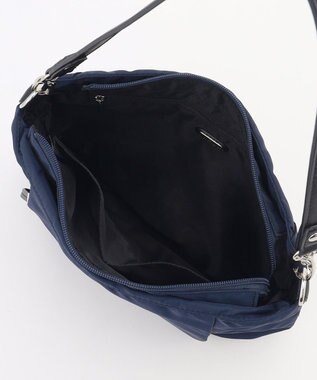 LA BAGAGERIE 多収納ナイロン2WAYショルダー ネイビー