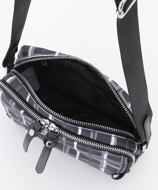 Y'SACCS ドローイングチェック ショルダーバッグ ブラック