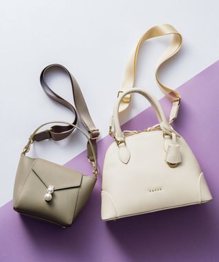 TOCCA 【大人百花掲載】INNOCENCE LEATHER POCHETTE ポシェットバッグ ベージュ系