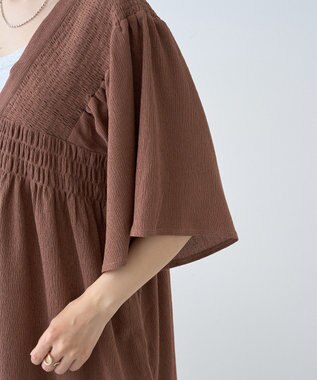 AMERICAN HOLIC 【先行予約】【WEB限定】主役級ラク映え：前後2WAY Vネックシャーリングチュニックブラウス Brown