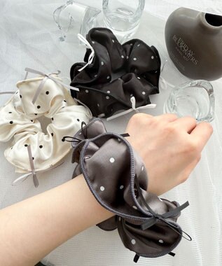 WEGO Lリボンドットシュシュ オフホワイト