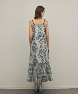 GRACE CONTINENTAL オーナメントembワンピース ブルー