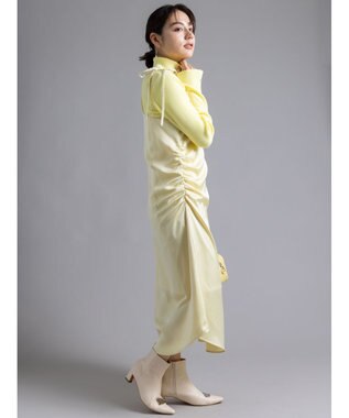 Te chichi 【Atelier Bonheur】サテンキャミドレス《2025winter catalog item》 イエロー