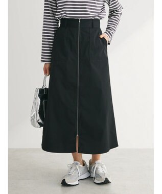 Green Parks フロントＺＩＰセミフレアスカート
