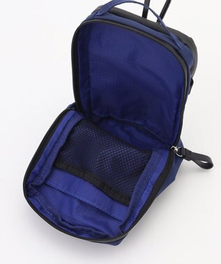 Y'SACCS WELLBA ミニショルダーバッグ ネイビー