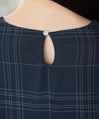 Tiaclasse L シフォンチェックパフスリーブチュニック ネイビー