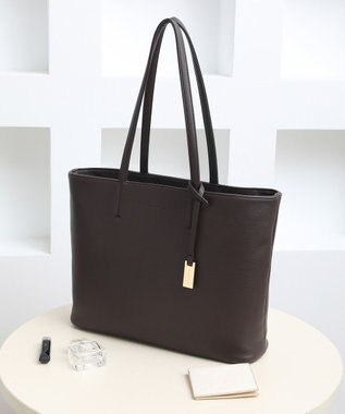 style code 【MERCURYDUO/マーキュリーデュオ】レニス　チャーム付きシンプルラージトートバッグ ブラック