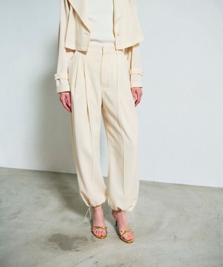 GRACE CONTINENTAL ストレッチスラブタックパンツ キナリ