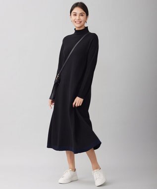 自由区 【洗える】セミウーステッドウールニット ワンピース ブラック×ダークネイビー