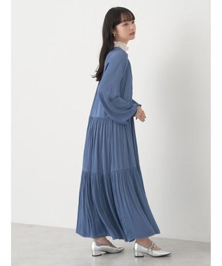 earth music&ecology サテンティアードワンピース Blue