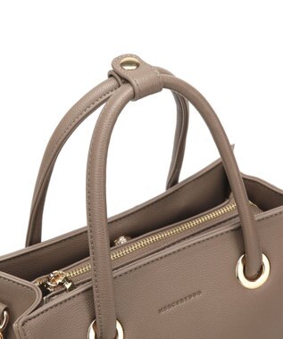 style code  【MERCURYDUO/マーキュリーデュオ】メタルアイレット　両アオリポケット　スクエアハンドバッグ オーク