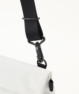 Y'SACCS 【大人のおしゃれ手帖5月号掲載】鶴田真由×Y'SACCS　フラップショルダーバッグ アイボリー