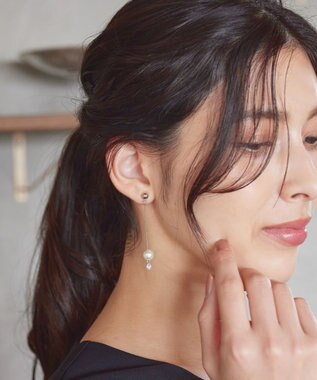 Tiaclasse パールロングピアス シルバー