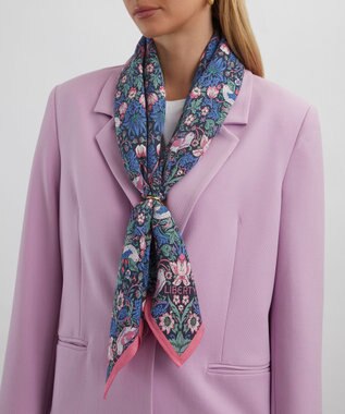 LIBERTY. ストロベリー・シーフ 丹後ちりめん90cm角風呂敷 ピンク