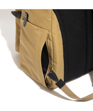 ACE BAGS & LUGGAGE UNTRACK CITY/3LS デイパックL 60376 アントラック マスタード