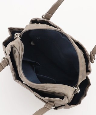 Y'SACCS ドットジャガードポーチ付きリュックサック ライトグレー