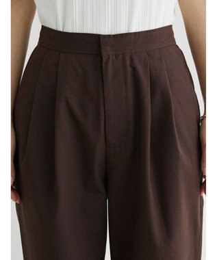 Green Parks 綿麻混タックテーパードパンツ Brown