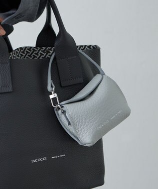 IACUCCI  ラーナ ミニチャーム ALCE ライトグレー