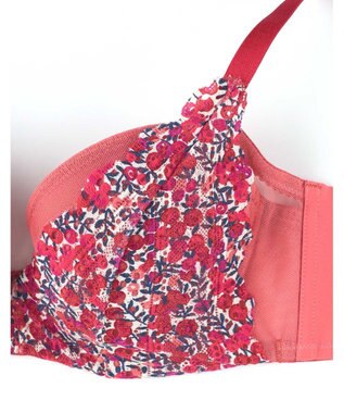 une nana cool MADE WITH LIBERTY FABRIC さあわたしレース RE