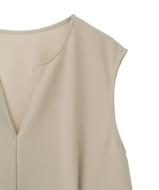 Green Parks 楽ちんリップルペプラムベスト Light Beige