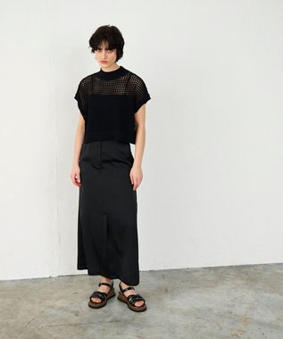 GRACE CONTINENTAL サテンストレートスカート ブラック