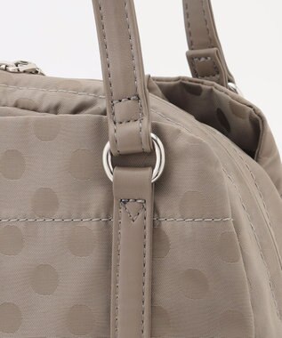 Y'SACCS ドットジャガードポーチ付きリュックサック ライトグレー