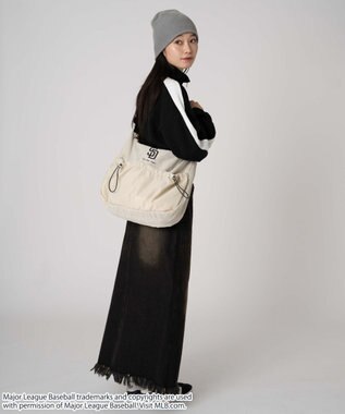 WEGO 【ユニセックス着用ITEM】別注MLBドロストポケットショルダー オフホワイト