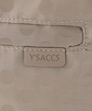 Y'SACCS ドットジャガードポーチ付きリュックサック ライトグレー