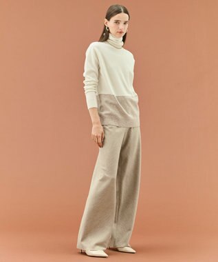 BEIGE， 【WEB限定・洗える】DEMING / バイカラーウールタートルネックニット Off × Taupe