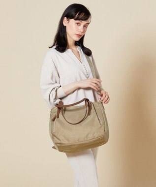LA BAGAGERIE 【MONICA】ナイロン2WAYトートバッグ Mサイズ ベージュ