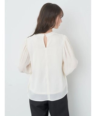 earth music&ecology マジョリカプリーツブラウス Ivory