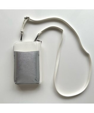 LA BAGAGERIE 【インスタグラマー Chiyoさん×LA BAGAGERIE】チェーンスマホショルダー ホワイト