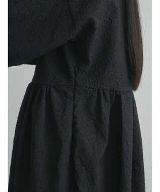 Green Parks armonia. エンボスタックコクーンワンピース Black
