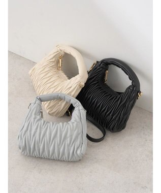 earth music&ecology ウエーブキルトショルダーバッグ Light Gray